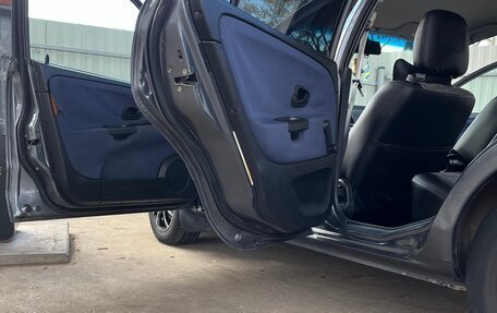 Mitsubishi Carisma I, 2003 год, 370 000 рублей, 9 фотография