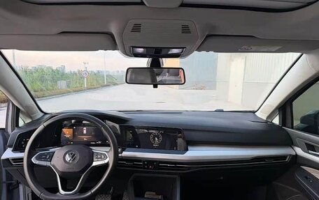 Volkswagen Golf VIII, 2021 год, 1 383 000 рублей, 7 фотография