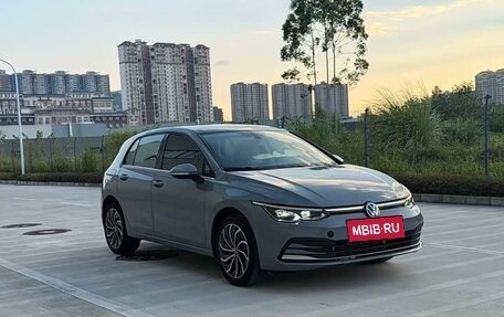 Volkswagen Golf VIII, 2021 год, 1 383 000 рублей, 2 фотография