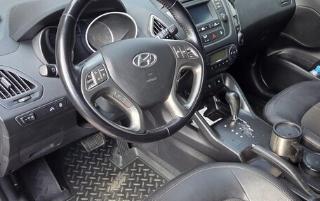 Hyundai ix35 I рестайлинг, 2014 год, 1 400 000 рублей, 4 фотография