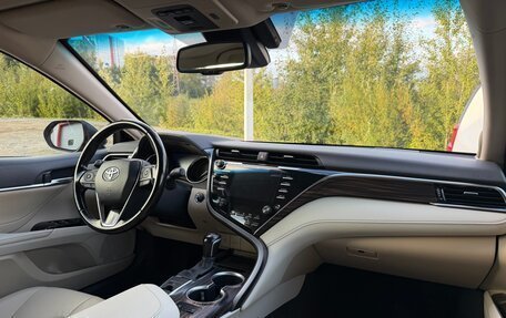 Toyota Camry, 2021 год, 3 100 000 рублей, 11 фотография