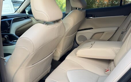 Toyota Camry, 2021 год, 3 100 000 рублей, 12 фотография