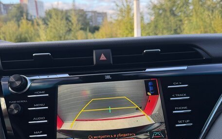 Toyota Camry, 2021 год, 3 100 000 рублей, 15 фотография