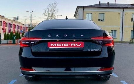 Skoda Superb III рестайлинг, 2025 год, 3 300 000 рублей, 5 фотография