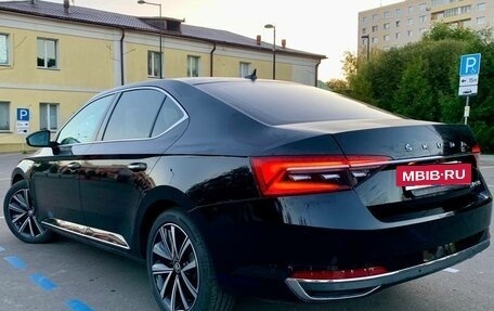 Skoda Superb III рестайлинг, 2025 год, 3 300 000 рублей, 6 фотография