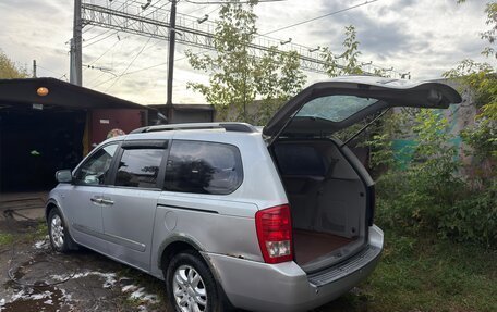KIA Carnival III, 2009 год, 900 000 рублей, 5 фотография