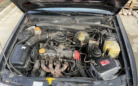 Opel Vectra A, 1993 год, 140 000 рублей, 11 фотография