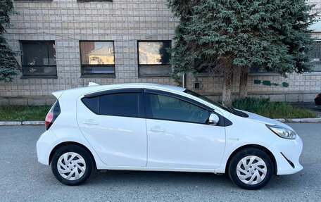 Toyota Aqua I, 2017 год, 950 000 рублей, 6 фотография