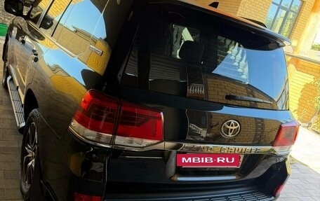Toyota Land Cruiser 200, 2015 год, 4 250 000 рублей, 4 фотография