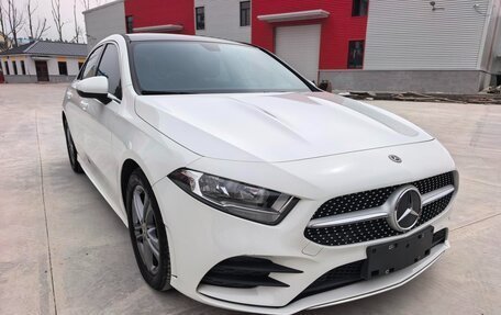 Mercedes-Benz A-Класс, 2022 год, 1 490 000 рублей, 3 фотография