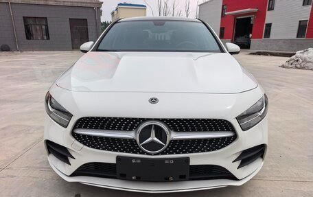 Mercedes-Benz A-Класс, 2022 год, 1 490 000 рублей, 2 фотография