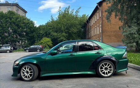 Toyota Altezza, 1998 год, 500 000 рублей, 1 фотография