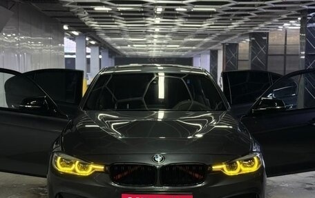 BMW 3 серия, 2018 год, 2 350 000 рублей, 1 фотография
