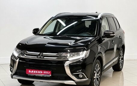 Mitsubishi Outlander III рестайлинг 3, 2017 год, 1 780 000 рублей, 1 фотография