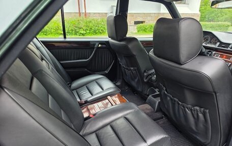 Mercedes-Benz W124, 1991 год, 14 490 000 рублей, 6 фотография