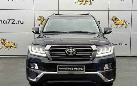 Toyota Land Cruiser 200, 2015 год, 4 900 000 рублей, 2 фотография