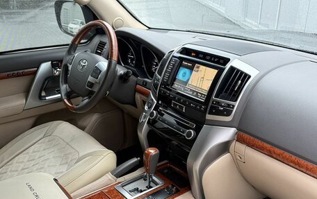 Toyota Land Cruiser 200, 2015 год, 4 900 000 рублей, 15 фотография