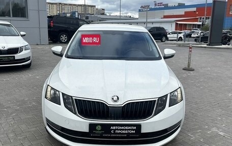 Skoda Octavia, 2020 год, 1 950 000 рублей, 2 фотография