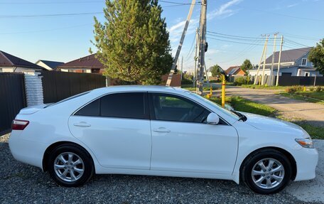 Toyota Camry, 2011 год, 1 450 000 рублей, 2 фотография