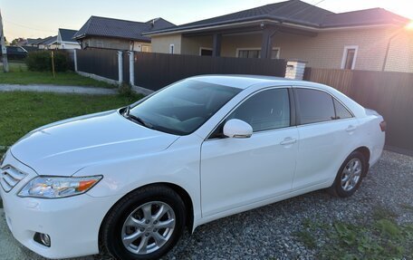 Toyota Camry, 2011 год, 1 450 000 рублей, 6 фотография