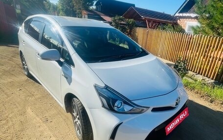 Toyota Prius Alpha I (ZVW40/41), 2019 год, 1 720 000 рублей, 1 фотография