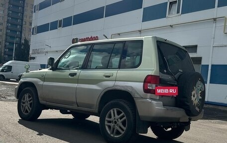 Mitsubishi Pajero iO, 2002 год, 350 000 рублей, 3 фотография