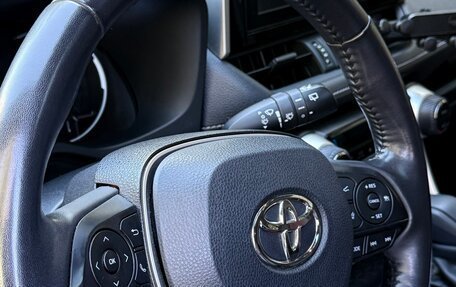 Toyota RAV4, 2020 год, 3 150 000 рублей, 12 фотография