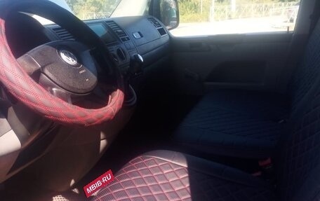 Volkswagen Transporter T5 рестайлинг, 2008 год, 900 000 рублей, 10 фотография