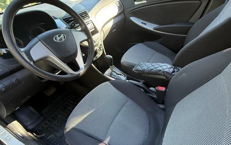 Hyundai Solaris II рестайлинг, 2013 год, 750 000 рублей, 6 фотография
