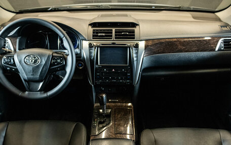 Toyota Camry, 2015 год, 1 768 000 рублей, 5 фотография