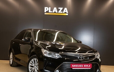 Toyota Camry, 2015 год, 1 768 000 рублей, 2 фотография