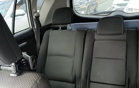 Toyota Verso I, 2013 год, 1 350 000 рублей, 7 фотография