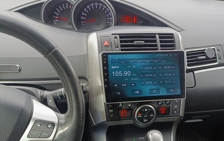 Toyota Verso I, 2013 год, 1 350 000 рублей, 16 фотография