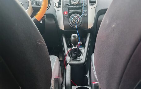KIA Venga I, 2012 год, 890 000 рублей, 29 фотография
