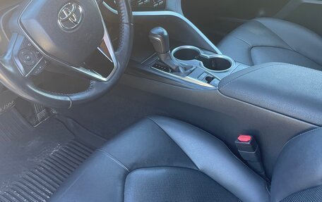 Toyota Camry, 2021 год, 3 325 000 рублей, 13 фотография