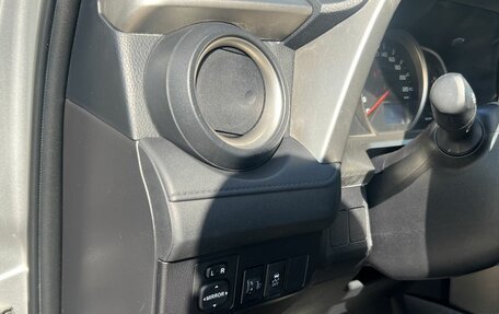 Toyota RAV4, 2012 год, 1 480 000 рублей, 14 фотография