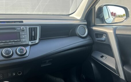 Toyota RAV4, 2012 год, 1 480 000 рублей, 13 фотография
