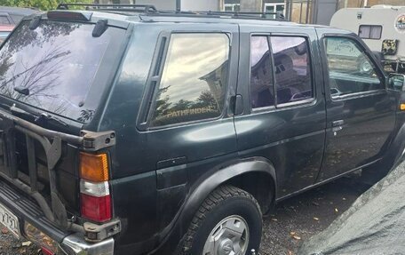Nissan Pathfinder, 1993 год, 210 000 рублей, 2 фотография