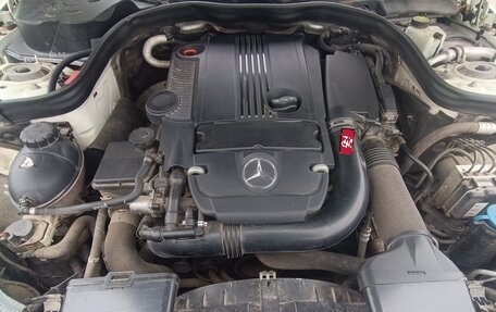 Mercedes-Benz E-Класс, 2011 год, 1 100 000 рублей, 1 фотография