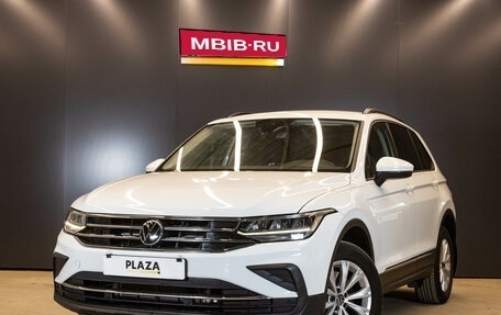 Volkswagen Tiguan II, 2021 год, 2 808 000 рублей, 1 фотография