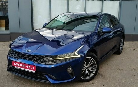 KIA K5, 2021 год, 2 370 000 рублей, 1 фотография