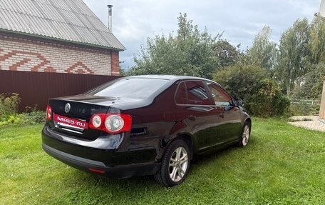Volkswagen Jetta VI, 2010 год, 580 000 рублей, 5 фотография