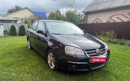 Volkswagen Jetta VI, 2010 год, 580 000 рублей, 3 фотография
