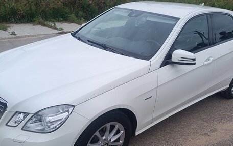 Mercedes-Benz E-Класс, 2011 год, 1 100 000 рублей, 9 фотография