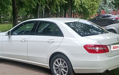 Mercedes-Benz E-Класс, 2011 год, 1 100 000 рублей, 15 фотография