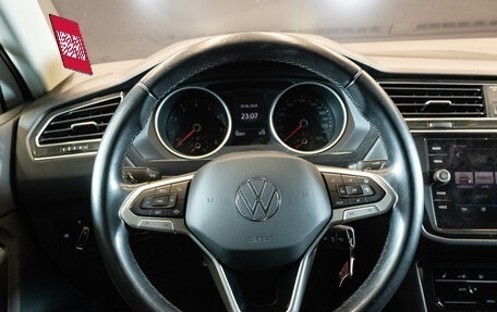 Volkswagen Tiguan II, 2021 год, 2 808 000 рублей, 6 фотография