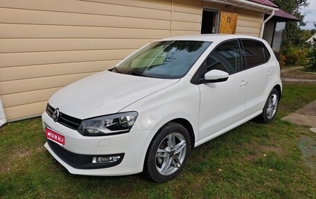 Volkswagen Polo VI (EU Market), 2012 год, 890 000 рублей, 1 фотография
