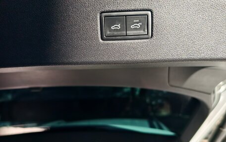 Volkswagen Tiguan II, 2020 год, 3 333 333 рублей, 30 фотография