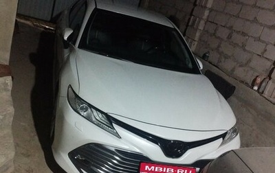 Toyota Camry, 2019 год, 3 200 000 рублей, 1 фотография