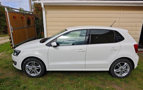 Volkswagen Polo VI (EU Market), 2012 год, 890 000 рублей, 2 фотография